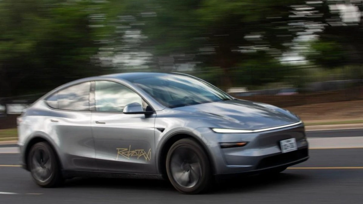 Tesla robotaksiler sorunlarla başladı Tesla robotaksiler sorunlarla başladı