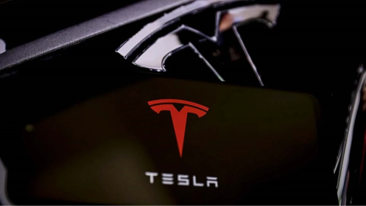 Tesla’nın 25 milyar dolarlık planı: Yapay zeka yatırımları yatırımcı güvenini test ediyor Tesla’nın 25 milyar dolarlık planı: Yapay zeka yatırımları yatırımcı güvenini test ediyor