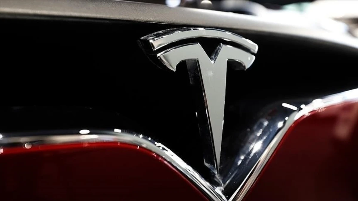 Tesla'nın teslimatları ilk çeyrekte yüzde 13 düştü: Musk’ın siyasi tutumu satışları etkiledi Tesla'nın teslimatları ilk çeyrekte yüzde 13 düştü: Musk’ın siyasi tutumu satışları etkiledi
