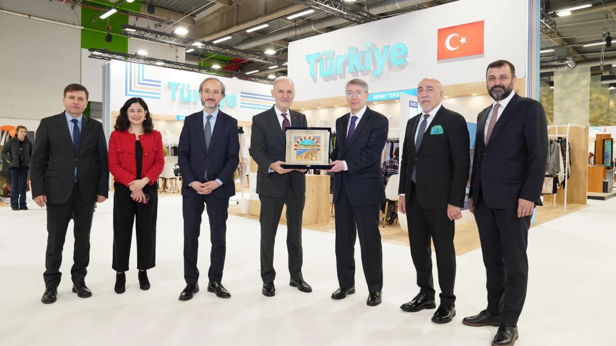 Texworld Pari̇s’te 35 firmayla 2. büyük katılımcı ülke olduk Texworld Pari̇s’te 35 firmayla 2. büyük katılımcı ülke olduk