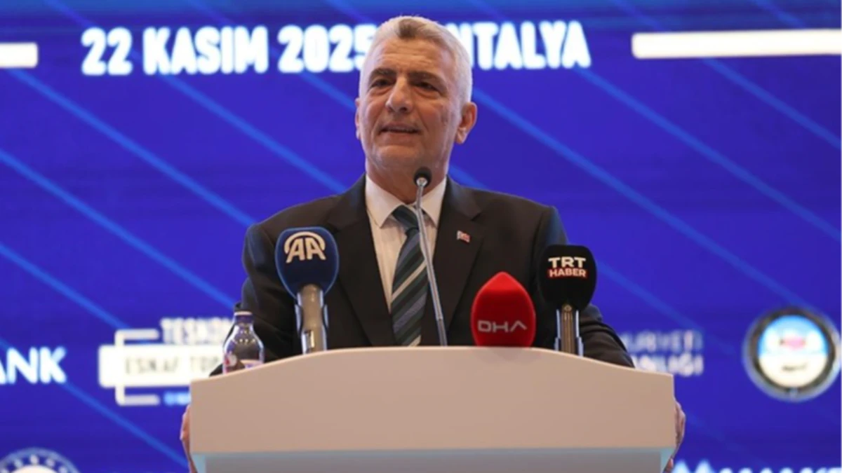 Ticaret Bakanı Bolat: Esnaf kredilerinde 148 milyar liraya ulaştık Ticaret Bakanı Bolat: Esnaf kredilerinde 148 milyar liraya ulaştık