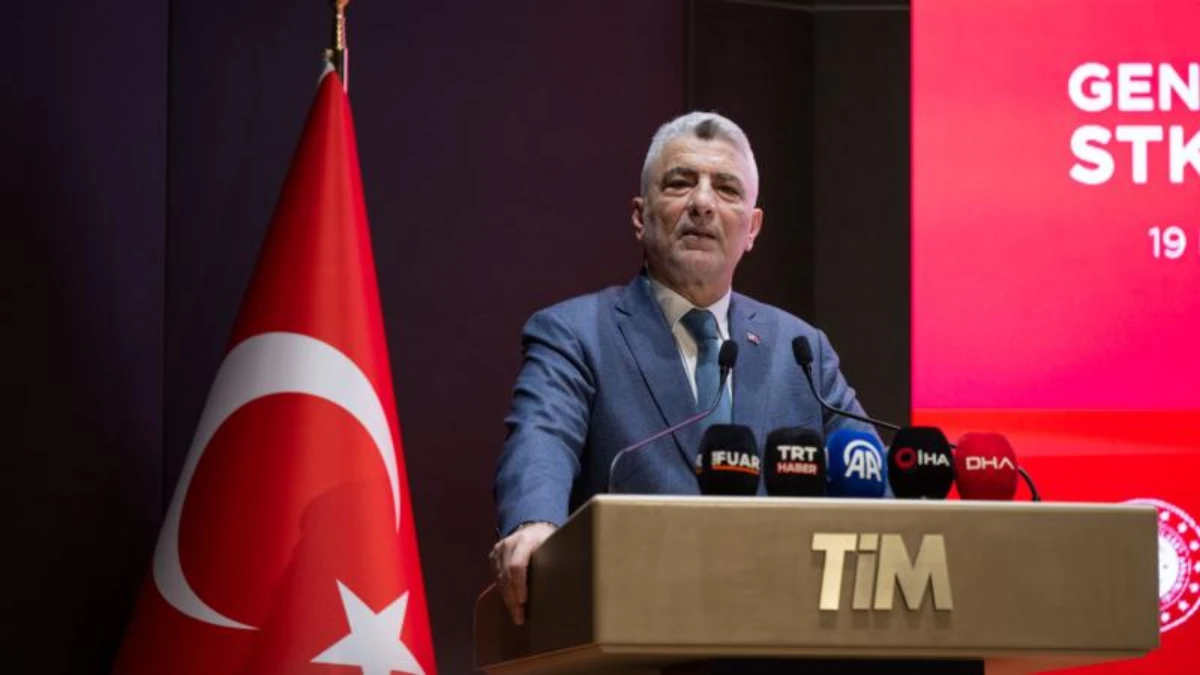 Ticaret Bakanı Bolat, genç girişimcilerle bir araya geldi Ticaret Bakanı Bolat, genç girişimcilerle bir araya geldi