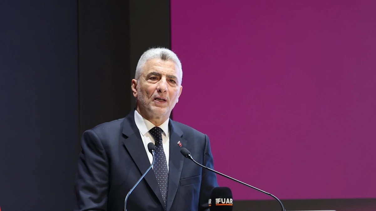 Ticaret Bakanı Bolat: Hizmet ihracatı 121 milyar doları aşacak Ticaret Bakanı Bolat: Hizmet ihracatı 121 milyar doları aşacak