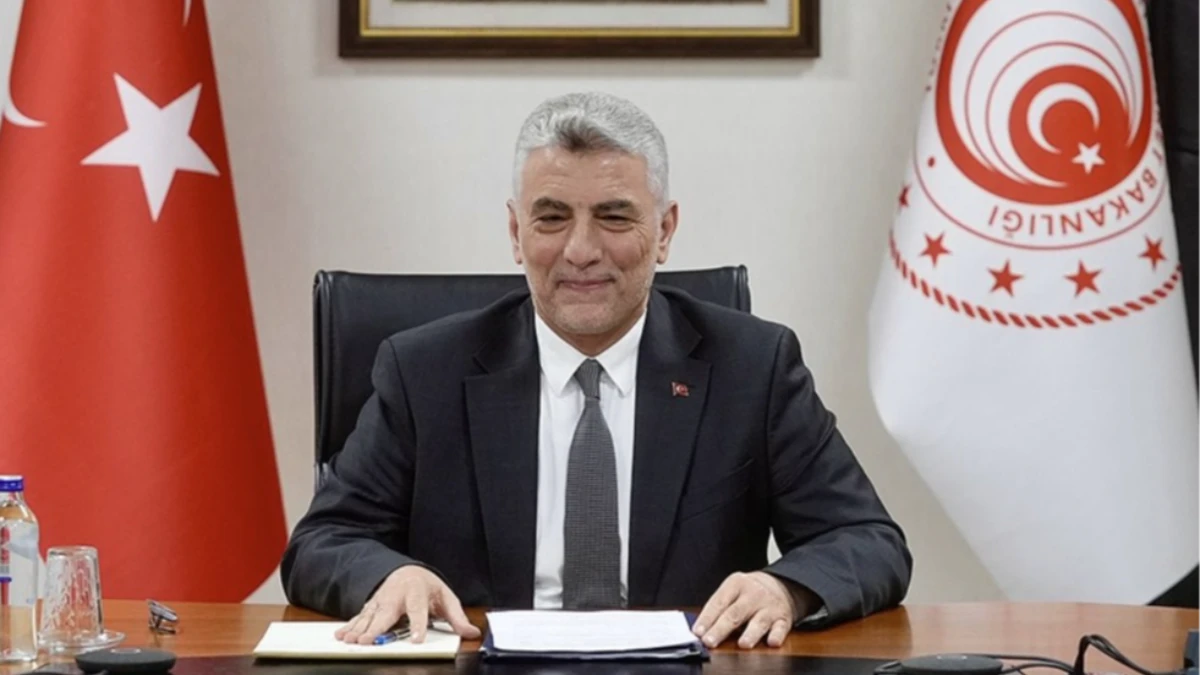 Ticaret Bakanı Ömer Bolat: Faiz indirimiyle finansman maliyetleri düştü Ticaret Bakanı Ömer Bolat: Faiz indirimiyle finansman maliyetleri düştü