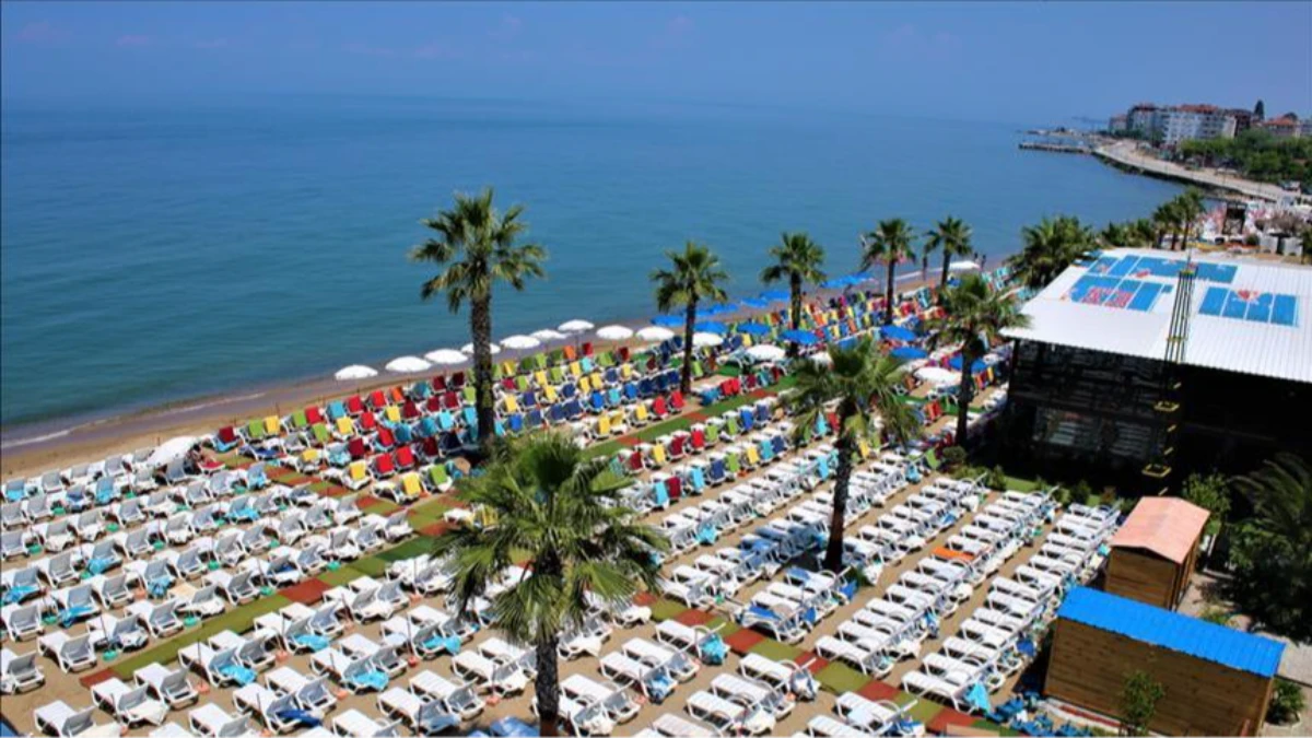 Ticaret Bakanlığı, turizm şirketlerine 138,1 milyon liralık ceza uyguladı Ticaret Bakanlığı, turizm şirketlerine 138,1 milyon liralık ceza uyguladı