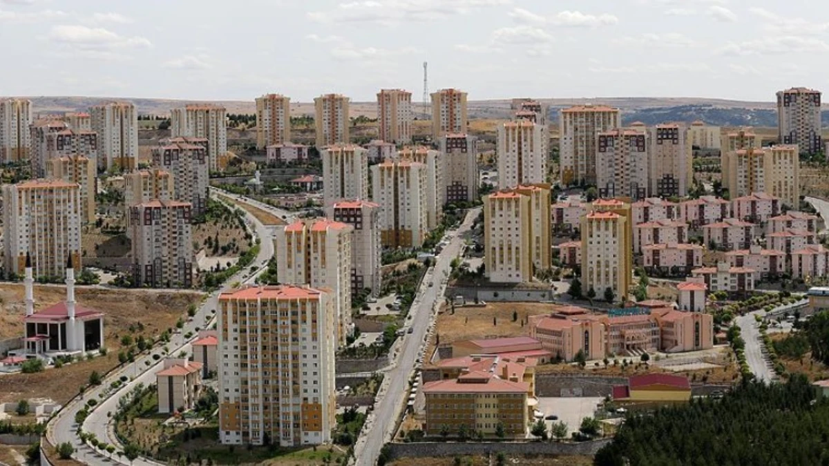 TOKİ 32 ilde açık artırmayla 281 taşınmaz satacak TOKİ 32 ilde açık artırmayla 281 taşınmaz satacak
