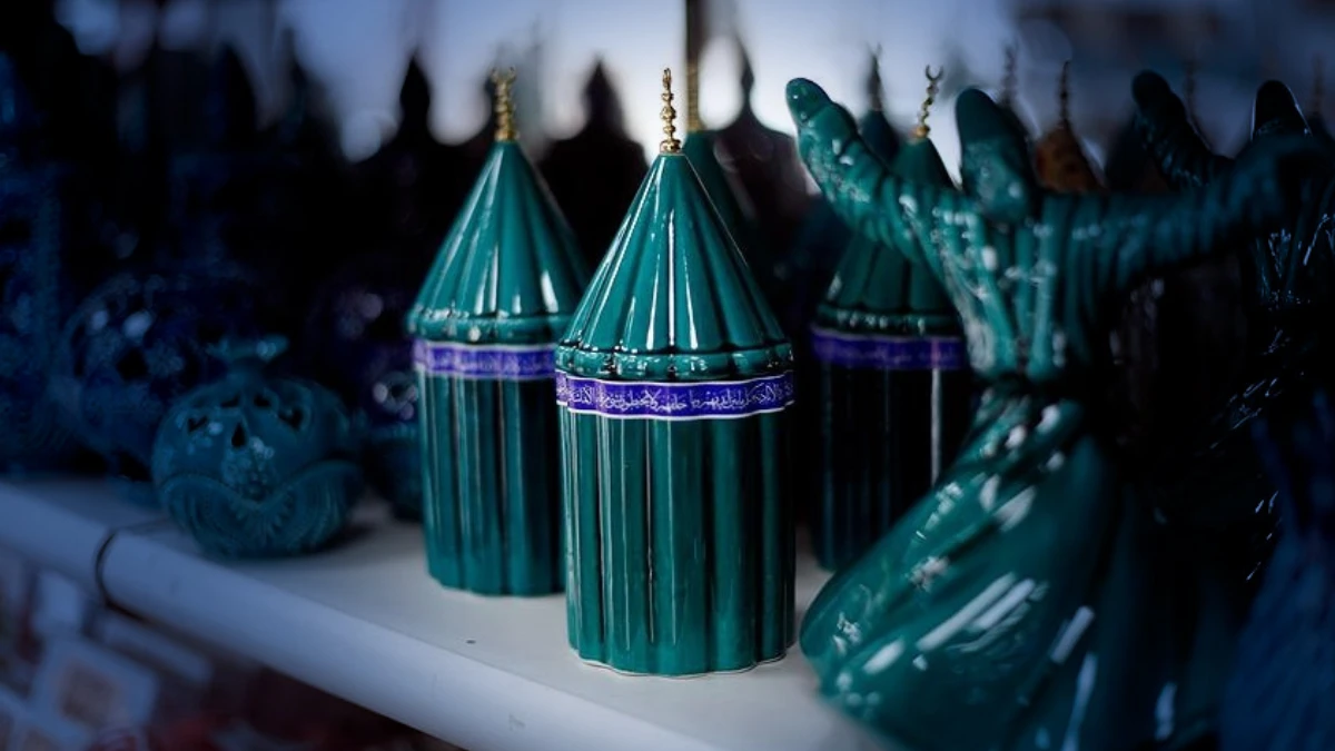 Turist harcamaları artıyor! Hediyelik eşyada rekor kırıldı Turist harcamaları artıyor! Hediyelik eşyada rekor kırıldı