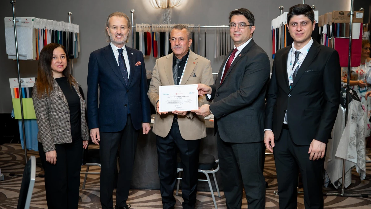 Türk kumaşçılar Minsk’te 150 iş görüşmesi yaptı Türk kumaşçılar Minsk’te 150 iş görüşmesi yaptı