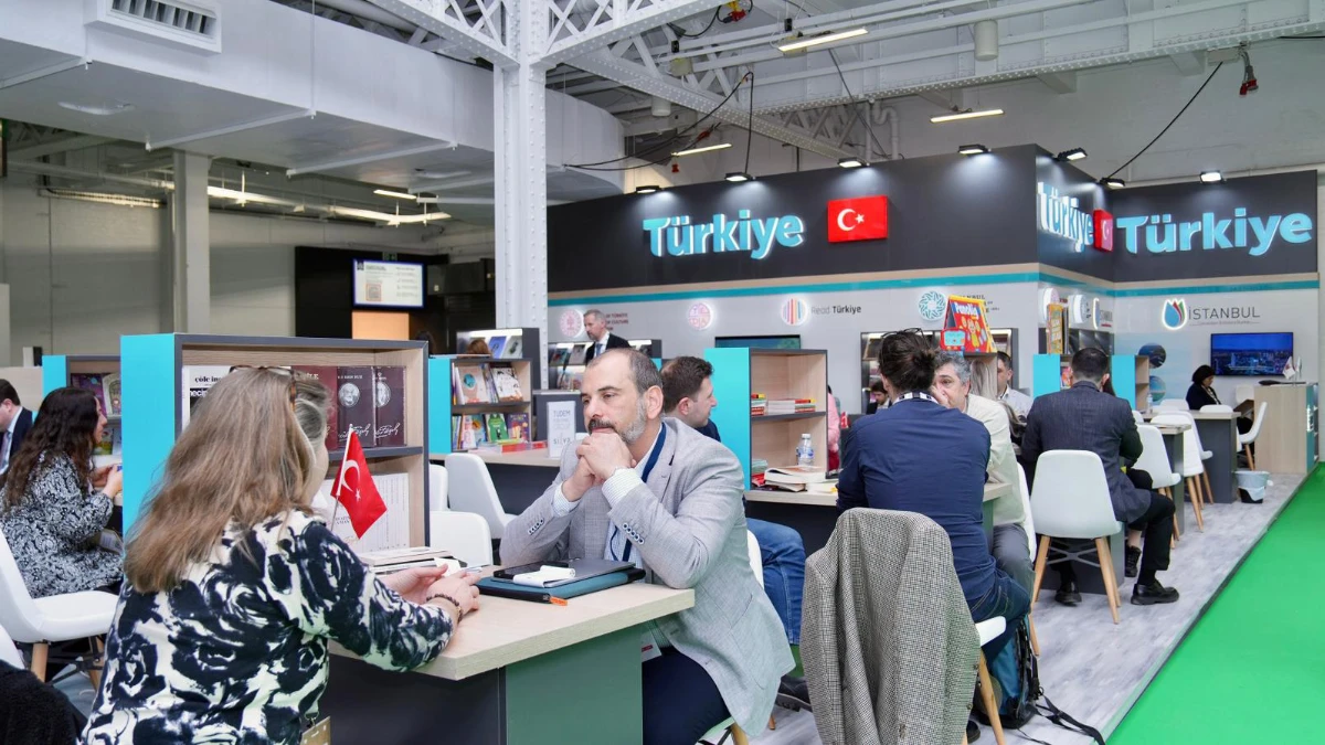 Türk yayıncılardan Londra kitap fuarında prestijli tanıtım Türk yayıncılardan Londra kitap fuarında prestijli tanıtım