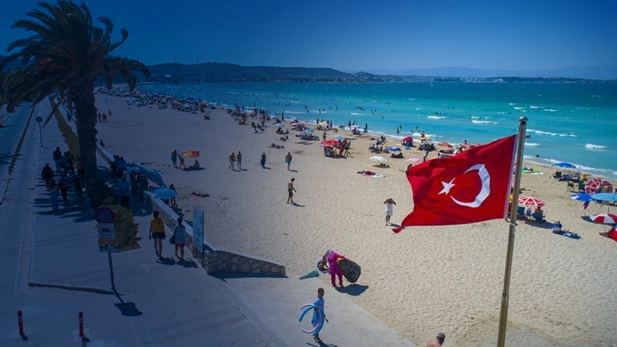 Türkiye turizm geliri rekor kırdı: 2025'te 65,2 milyar doları aştı Türkiye turizm geliri rekor kırdı: 2025'te 65,2 milyar doları aştı