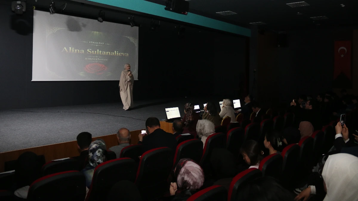 Uluslararası Naat Okuma Yarışması’nın finali yapıldı Uluslararası Naat Okuma Yarışması’nın finali yapıldı