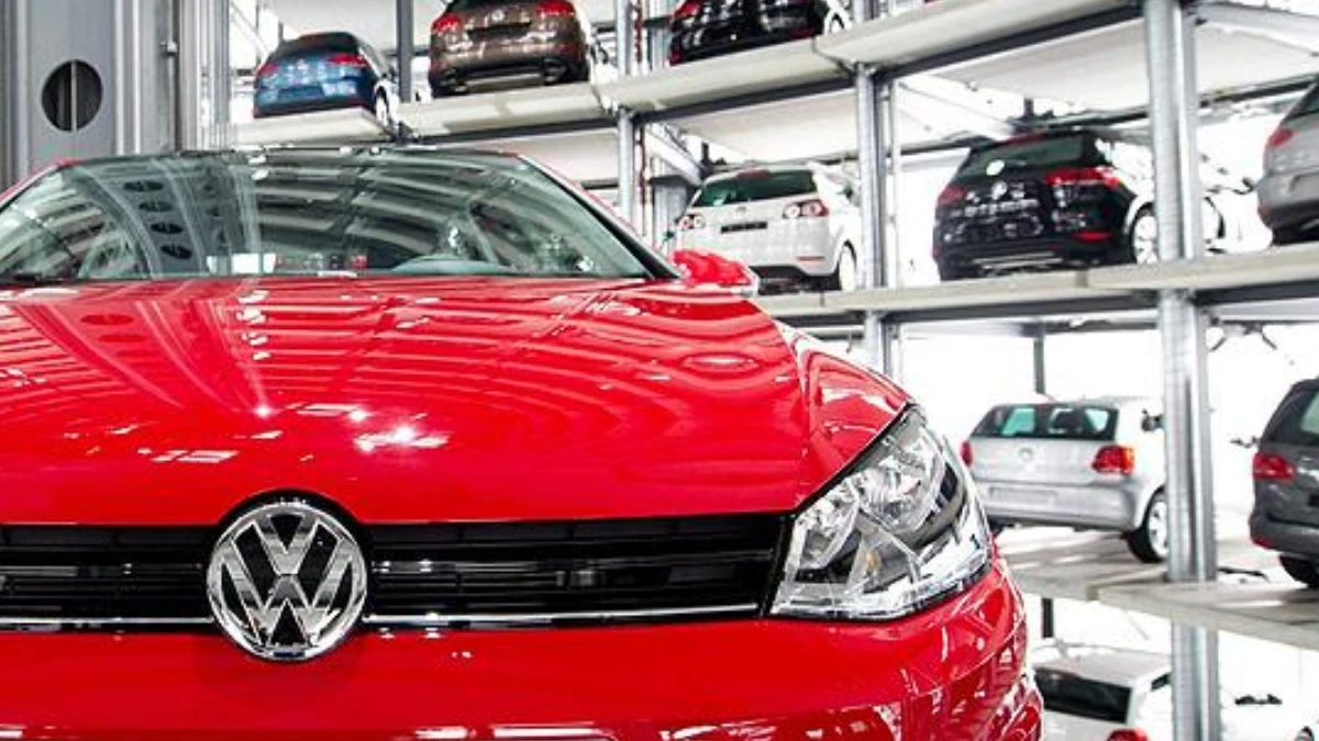 Volkswagen, 50 bin kişiyi işten çıkaracak Volkswagen, 50 bin kişiyi işten çıkaracak