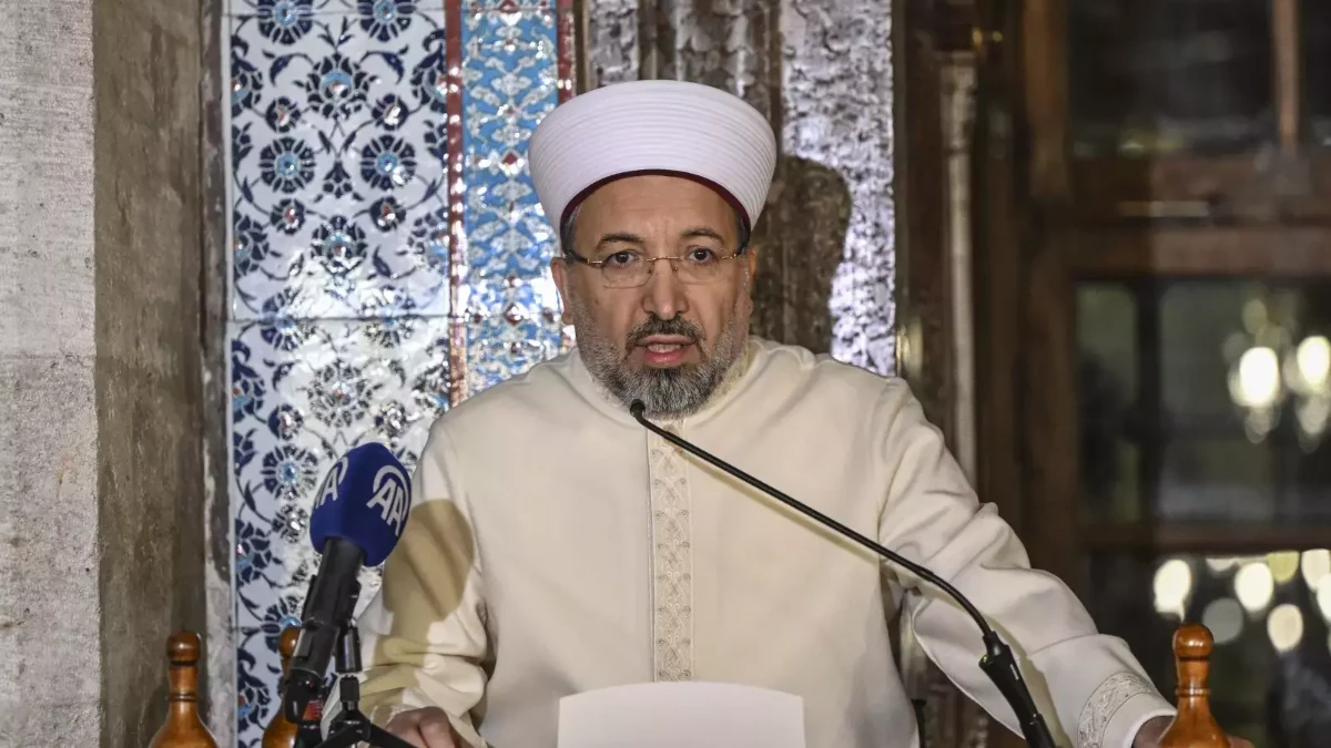 Yeni Diyanet İşleri Başkanı Prof. Dr. Safi Arpaguş kimdir, nereli? Eski görevi... Yeni Diyanet İşleri Başkanı Prof. Dr. Safi Arpaguş kimdir, nereli? Eski görevi...