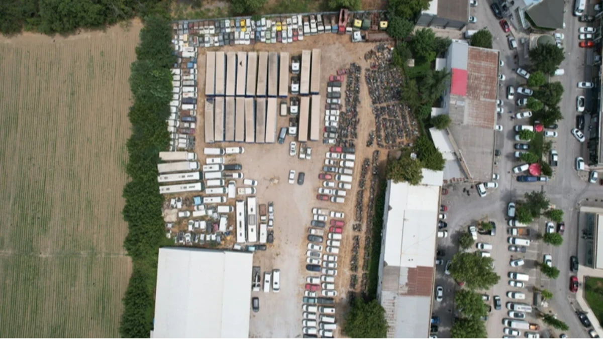 Yeni düzenleme yürürlüğe girdi: Yediemin otoparklarındaki araçlar satışa çıkacak Yeni düzenleme yürürlüğe girdi: Yediemin otoparklarındaki araçlar satışa çıkacak