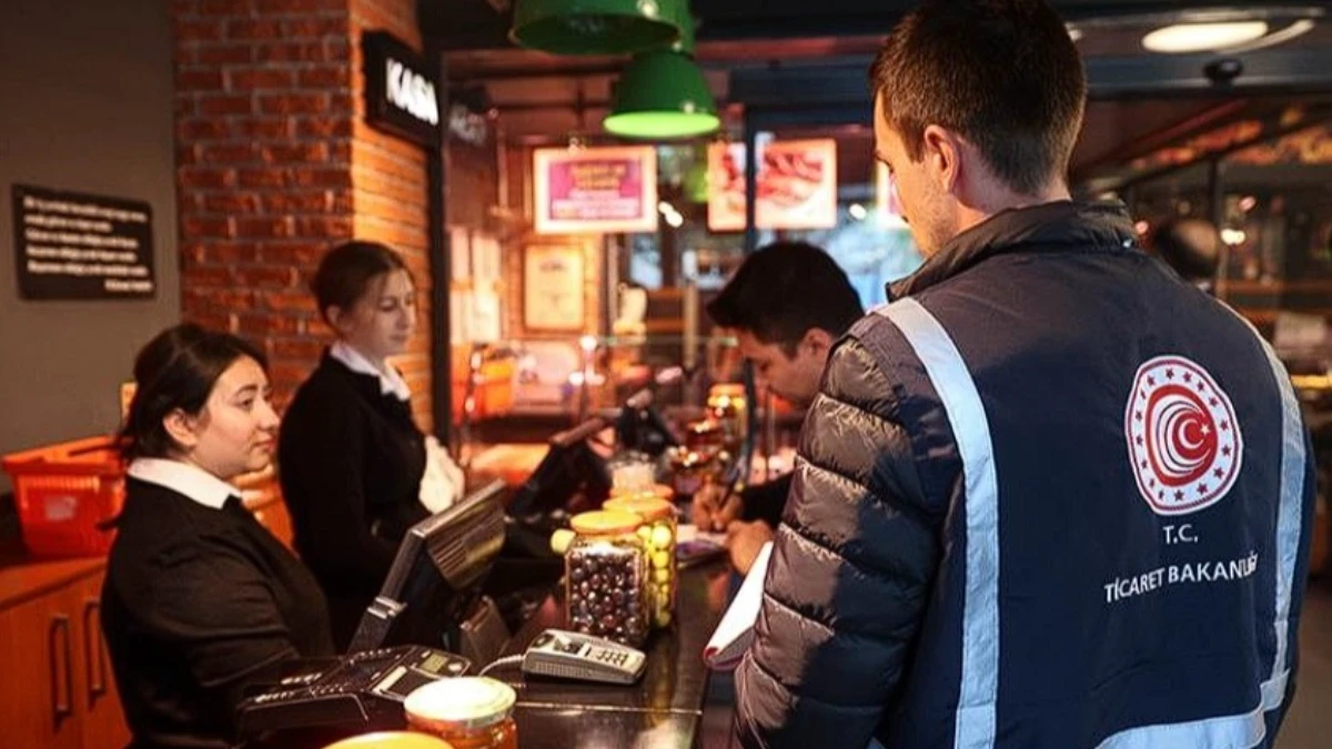 Zorunlu bahşiş yasağına aykırı uygulama iddiası: Ticaret Bakanlığı devrede Zorunlu bahşiş yasağına aykırı uygulama iddiası: Ticaret Bakanlığı devrede