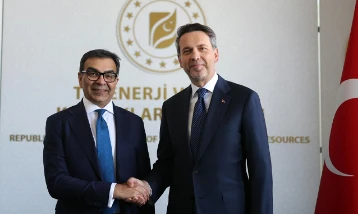 Pakistan ile enerji işbirliği için kritik temas Pakistan ile enerji işbirliği için kritik temas