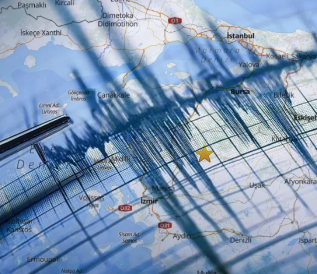 4.9 büyüklüğünde deprem! İstanbul, Bursa ve İzmir'de de hissedildi