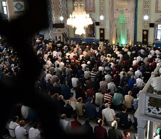 Kurban Bayramı namazı saatleri 2026 belli oldu Kurban Bayramı namazı saatleri 2026 belli oldu
