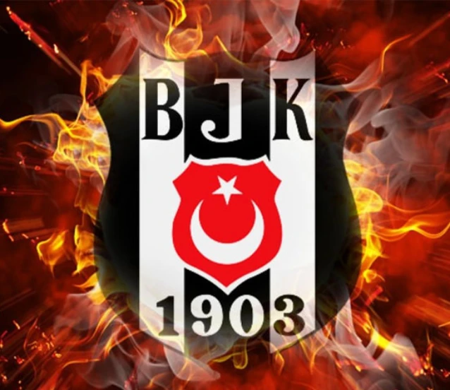 Yeni transfer İstanbul'a indi! Sağlık kontrolünden geçecek Yeni transfer İstanbul'a indi! Sağlık kontrolünden geçecek