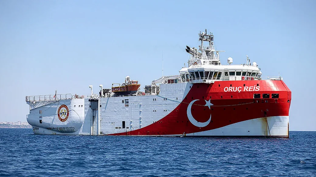 Oruç Reis doğal kaynak araştırmaları için yeni göreve hazırlanıyor: Mersin açıklarına demirledi