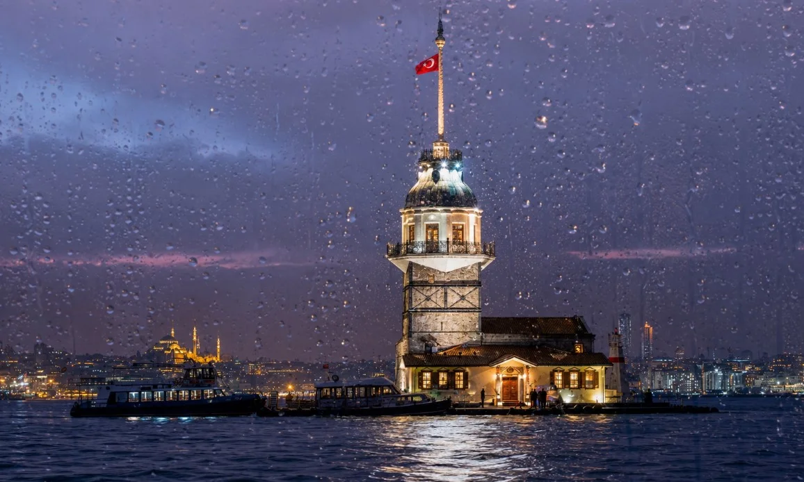 İstanbul’da yağmur bugün saat 18.00’de başlıyor: AKOM uyardı! Cumartesi daha da kuvvetlenecek