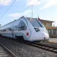 Yolculardan tam not aldı: Milli Elektrikli Tren Halkalı-Uzunköprü hattında ilk seferine çıktı