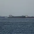 Hürmüz Boğazı'nda gerilim tırmandı: İki dev petrol tankeri hedef alındı