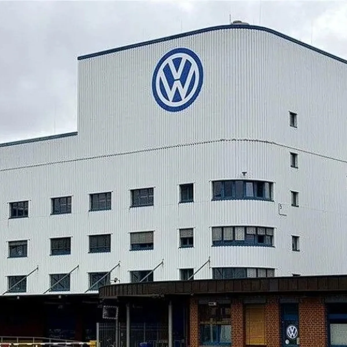 Volkswagen'de grev alarmı: 100 bin işçiyi ilgilendiren kriz büyüyor