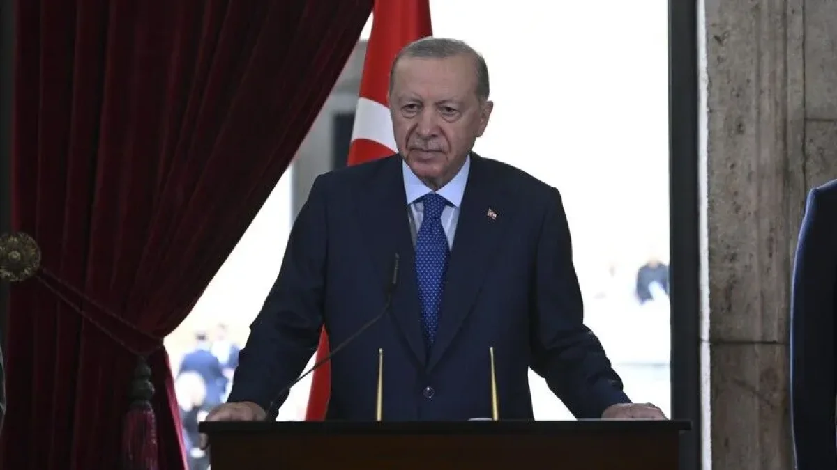 Cumhurbaşkanı Erdoğan'dan Anıtkabir Özel Defteri'ne not: Türkiye Yüzyılı hedefi için kararlılık mesajı Cumhurbaşkanı Erdoğan'dan Anıtkabir Özel Defteri'ne not: Türkiye Yüzyılı hedefi için kararlılık mesajı