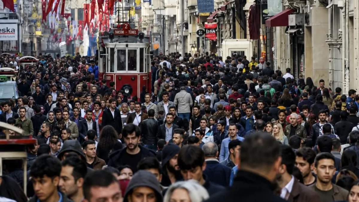 Türkiye’de ortalama yaşam süresi yükseldi! TÜİK açıkladı: Kadınlar erkekleri 5 yıl geçti Türkiye’de ortalama yaşam süresi yükseldi! TÜİK açıkladı: Kadınlar erkekleri 5 yıl geçti
