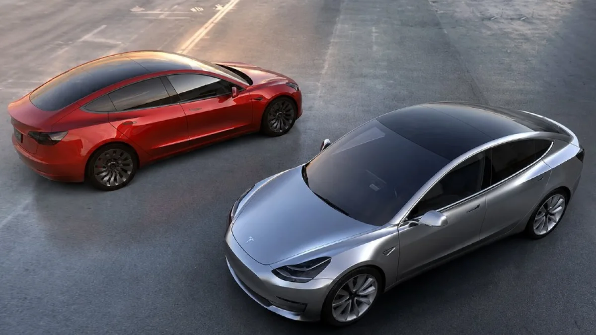 Tesla’da süspansiyon alarmı: 156 şikayet ulaştı Tesla’da süspansiyon alarmı: 156 şikayet ulaştı