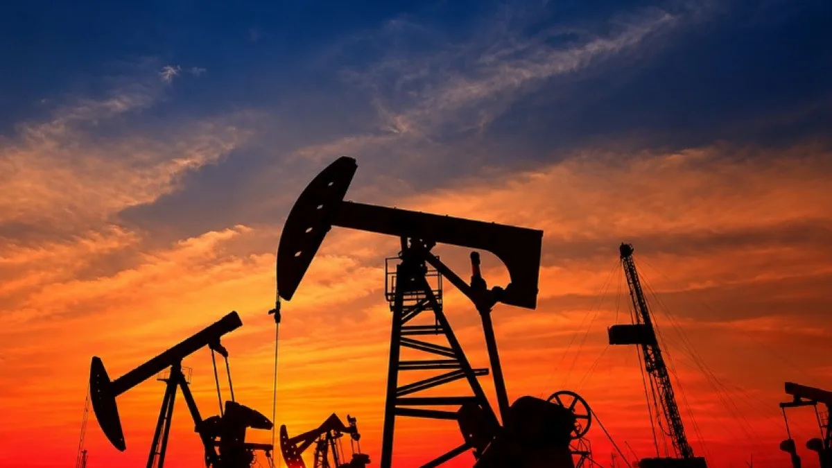 Petrol fiyatları Orta Doğu’da anlaşma umutlarıyla sert düştü: Brent 83 dolara indi Petrol fiyatları Orta Doğu’da anlaşma umutlarıyla sert düştü: Brent 83 dolara indi