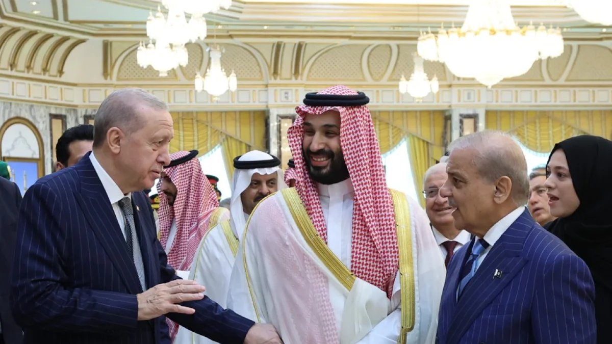 Reuters, BBC, CNN ve FT Mekke Anlaşması'nı böyle gördü: Askeri bağların temeli atıldı Reuters, BBC, CNN ve FT Mekke Anlaşması'nı böyle gördü: Askeri bağların temeli atıldı