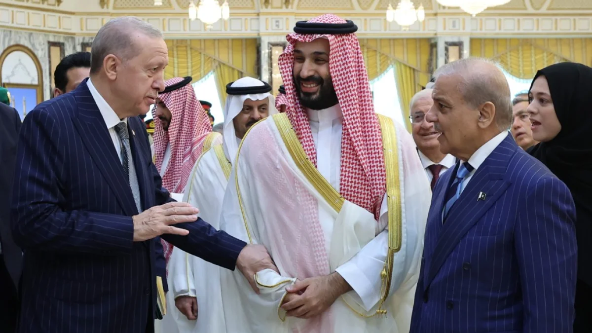 Türkiye, Suudi Arabistan ve Pakistan'dan jeoekonomik hamle: Hedef 55 milyar dolar Türkiye, Suudi Arabistan ve Pakistan'dan jeoekonomik hamle: Hedef 55 milyar dolar