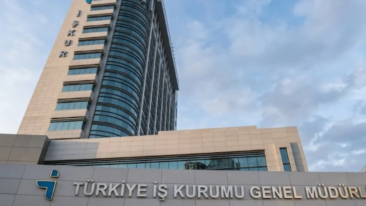 Bakan Işıkhan açıkladı: İŞKUR 7 ayda 848 bin kişiyi işe yerleştirdi Bakan Işıkhan açıkladı: İŞKUR 7 ayda 848 bin kişiyi işe yerleştirdi