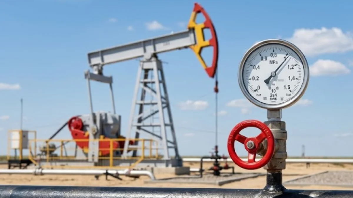 Arz endişeleri arttı: Brent petrolün varil fiyatı 85 doları aştı Arz endişeleri arttı: Brent petrolün varil fiyatı 85 doları aştı