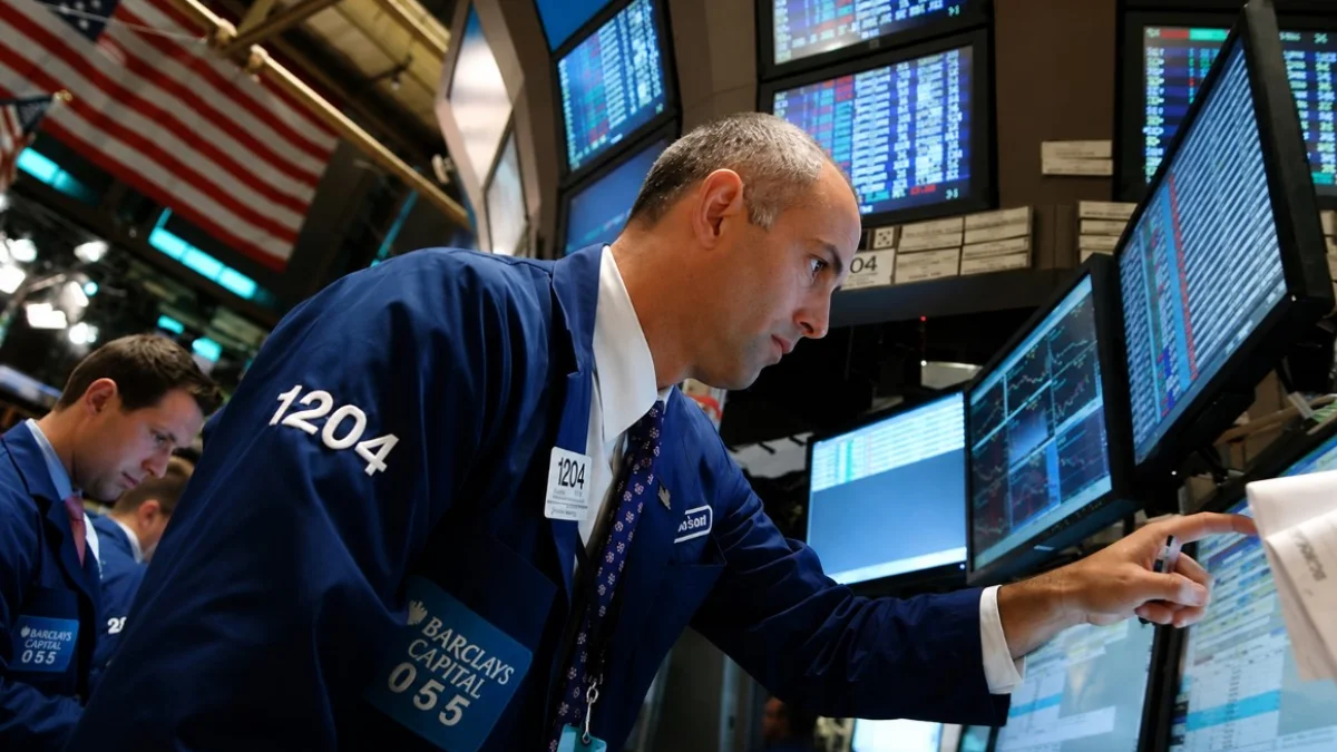 Ortadoğu'daki gelişmeler Wall Street'e yansıdı: New York borsası karışık seyirle açıldı Ortadoğu'daki gelişmeler Wall Street'e yansıdı: New York borsası karışık seyirle açıldı