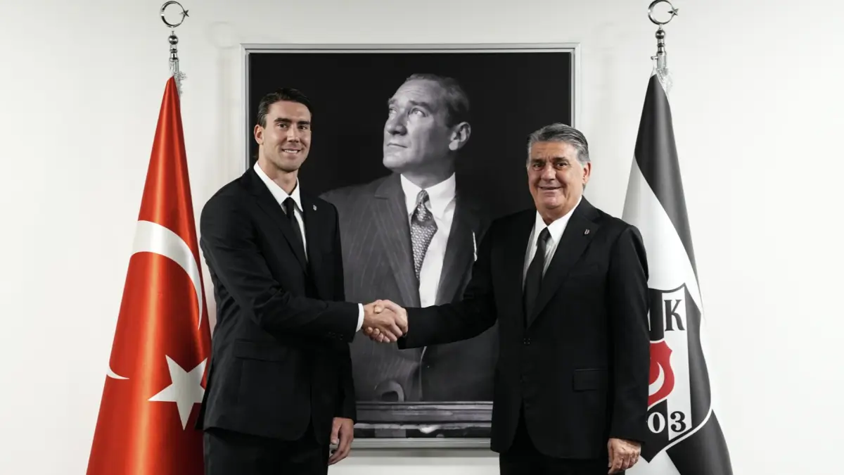 BEŞİKTAŞ TRANSFER HABERLERİ SON DAKİKA: Vlahovic'in yıllık ücreti KAP'a bildirildi BEŞİKTAŞ TRANSFER HABERLERİ SON DAKİKA: Vlahovic'in yıllık ücreti KAP'a bildirildi