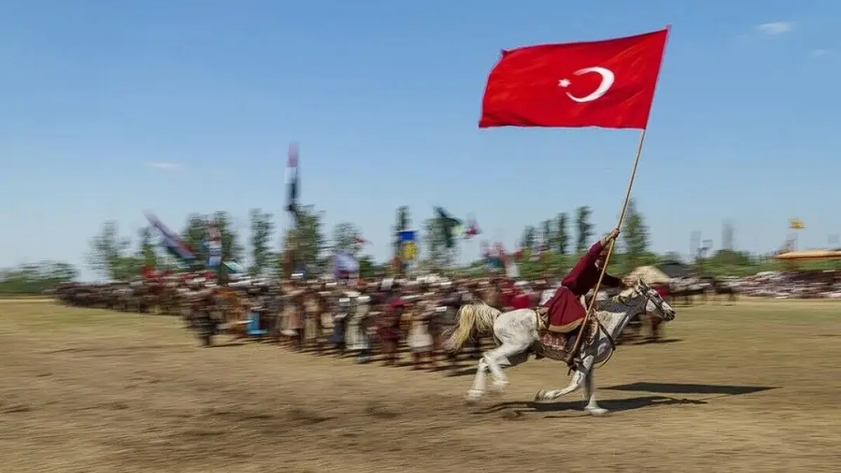 Türk dünyası Macaristan'da buluştu: Büyük Hun-Türk Kurultayı'na yoğun katılım Türk dünyası Macaristan'da buluştu: Büyük Hun-Türk Kurultayı'na yoğun katılım