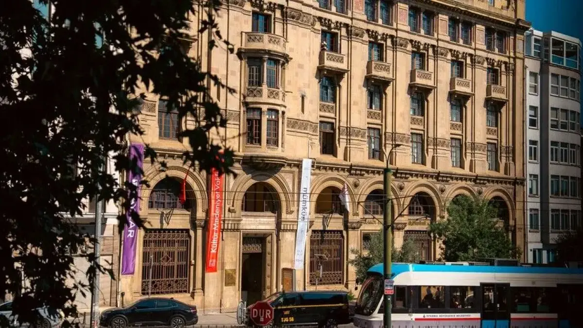 Temas sergisi Karaköy Palas'ta açıldı Temas sergisi Karaköy Palas'ta açıldı