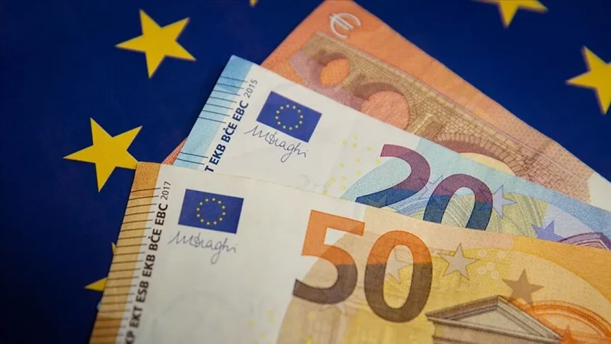 Euro Bölgesi'nde yıllık enflasyon beklentilere paralel geldi Euro Bölgesi'nde yıllık enflasyon beklentilere paralel geldi