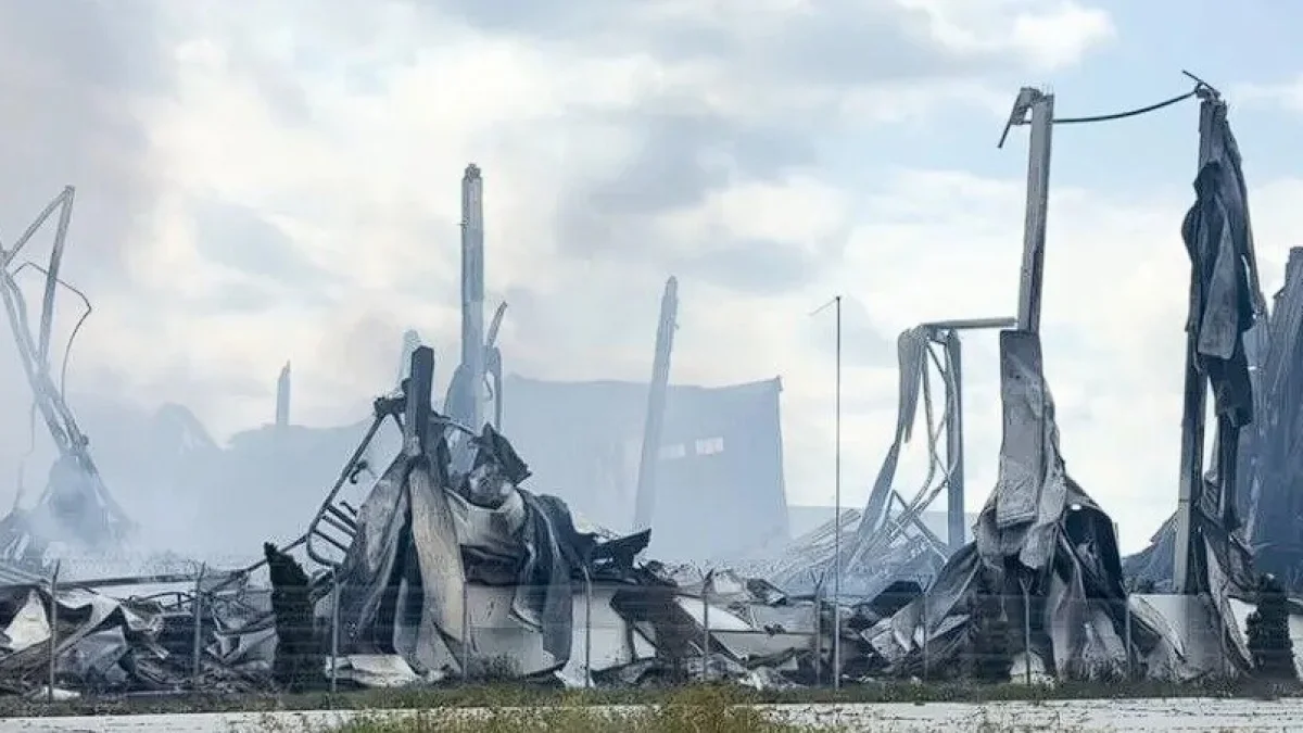 Rusya’da Ozon deposuna İHA saldırısı: 300’den fazla çalışan tahliye edildi Rusya’da Ozon deposuna İHA saldırısı: 300’den fazla çalışan tahliye edildi