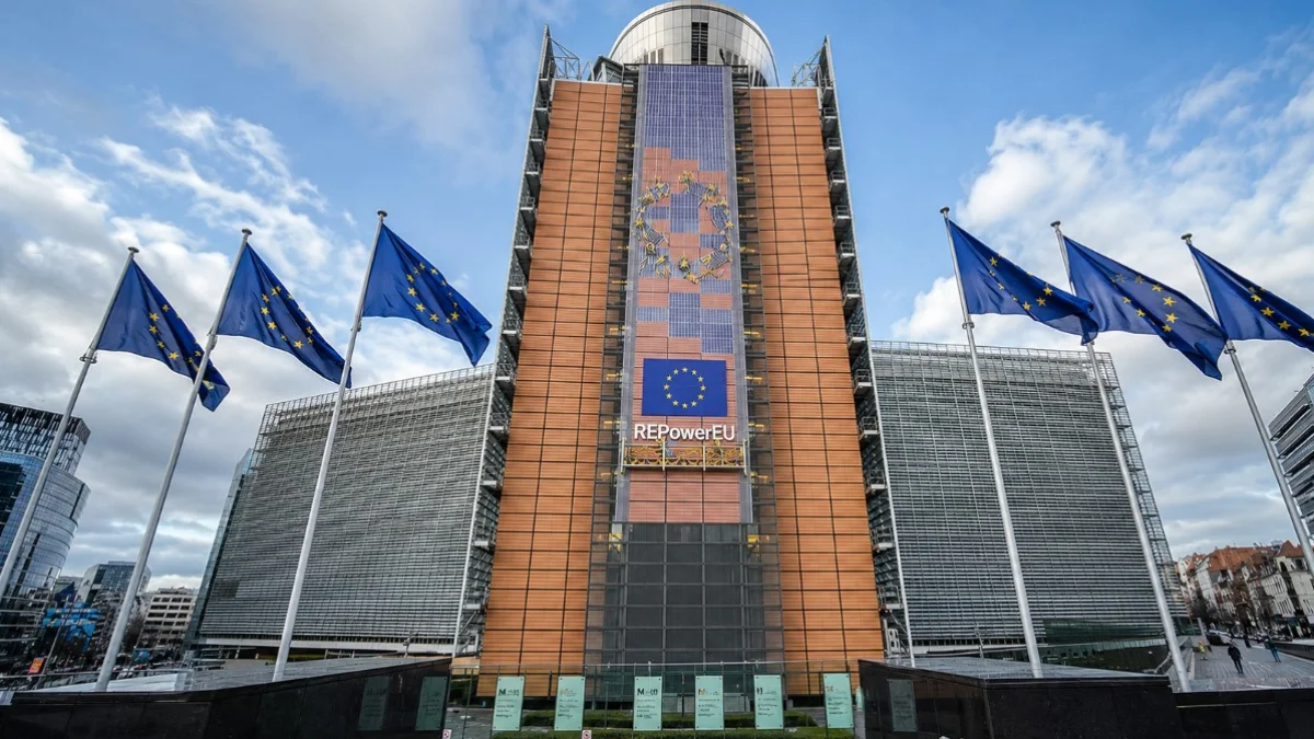 Yeni finansman paketi onaylandı: AB’den Ukrayna’ya 6,1 milyar euroluk savunma desteği Yeni finansman paketi onaylandı: AB’den Ukrayna’ya 6,1 milyar euroluk savunma desteği
