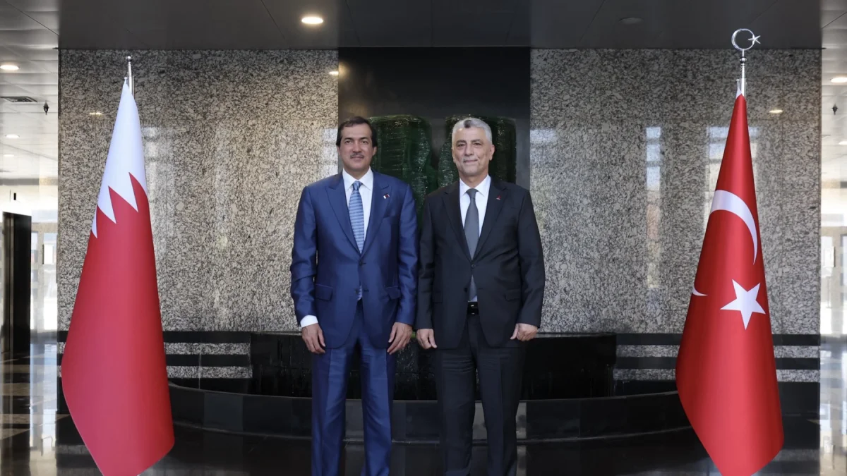 Bakan Bolat, Katarlı mevkidaşı ile görüştü: Ticaret hacminde 5 milyar dolar hedefi Bakan Bolat, Katarlı mevkidaşı ile görüştü: Ticaret hacminde 5 milyar dolar hedefi