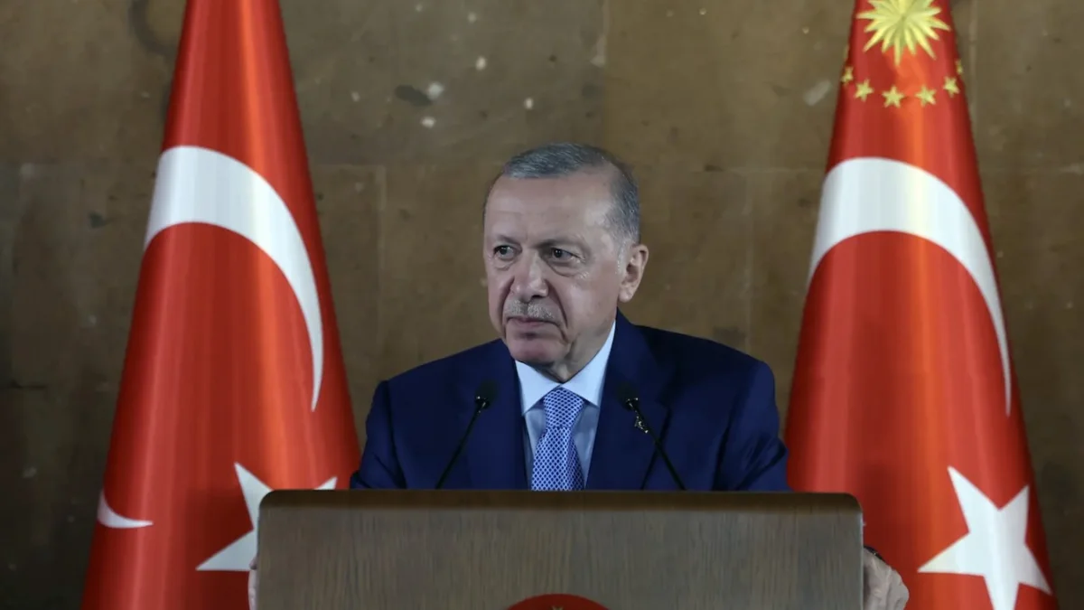 Cumhurbaşkanı Erdoğan’dan diplomasi trafiği: Brezilya ve Litvanya ile görüştü Cumhurbaşkanı Erdoğan’dan diplomasi trafiği: Brezilya ve Litvanya ile görüştü