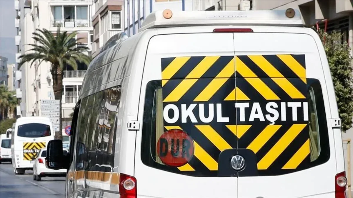 Okullar açılmadan önce korsan servis ve ücret uyarısı Okullar açılmadan önce korsan servis ve ücret uyarısı