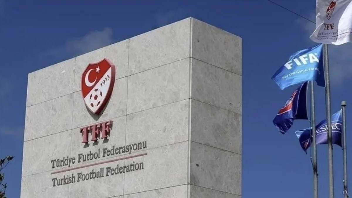 Galatasaray ve Fenerbahçe’nin 4. hafta maçları Şampiyonlar Ligi’ne göre belirlenecek Galatasaray ve Fenerbahçe’nin 4. hafta maçları Şampiyonlar Ligi’ne göre belirlenecek