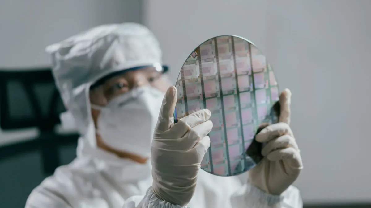 Samsung'tan endüstriyel nanoçip: Atomik katman aşındırmayı seri üretime uyarladı Samsung'tan endüstriyel nanoçip: Atomik katman aşındırmayı seri üretime uyarladı