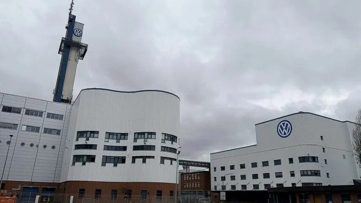 Volkswagen krizden çıkış arıyor: Osnabrück tesisi askeri üretime geçebilir Volkswagen krizden çıkış arıyor: Osnabrück tesisi askeri üretime geçebilir