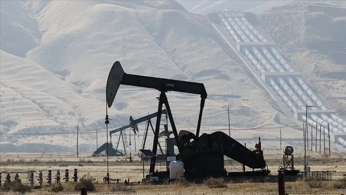 Petrol piyasasında jeopolitik risk primi düşüyor: Brent 90 doların altına geriledi Petrol piyasasında jeopolitik risk primi düşüyor: Brent 90 doların altına geriledi
